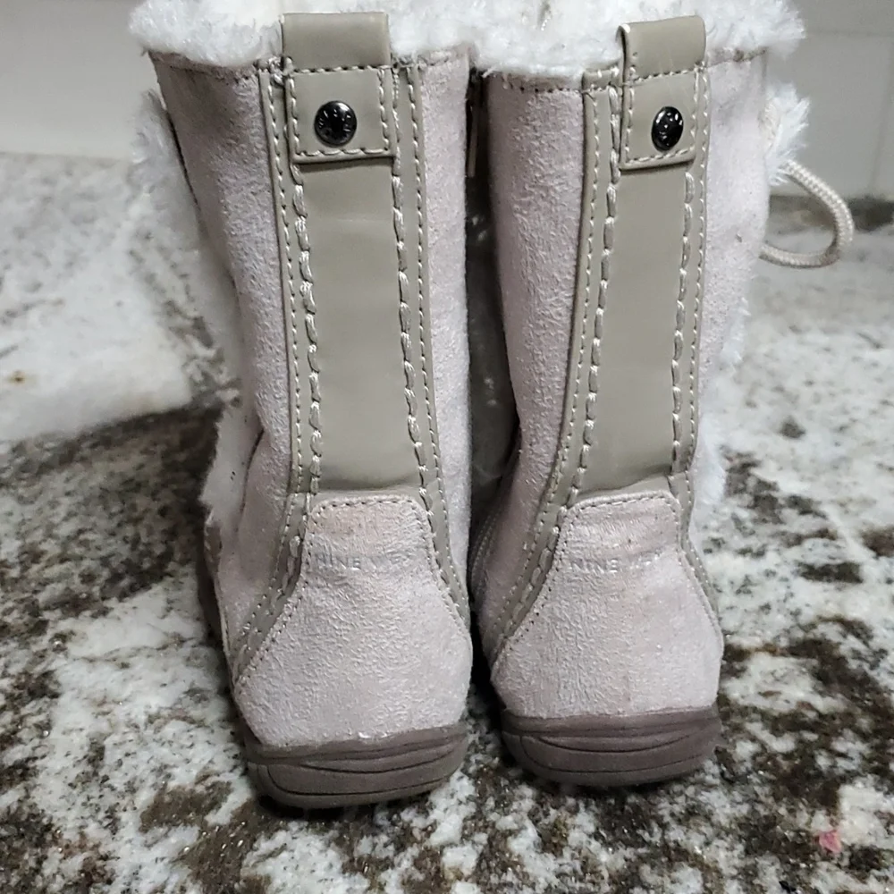 Nine West Boots Size 5 Toddler Faux Fur Light Tan Girls Lace Up